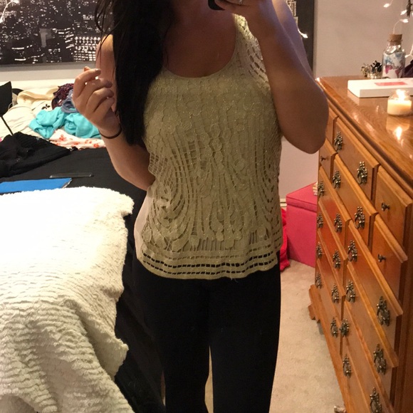 Gold detailed tank top - Picture 2 of 5